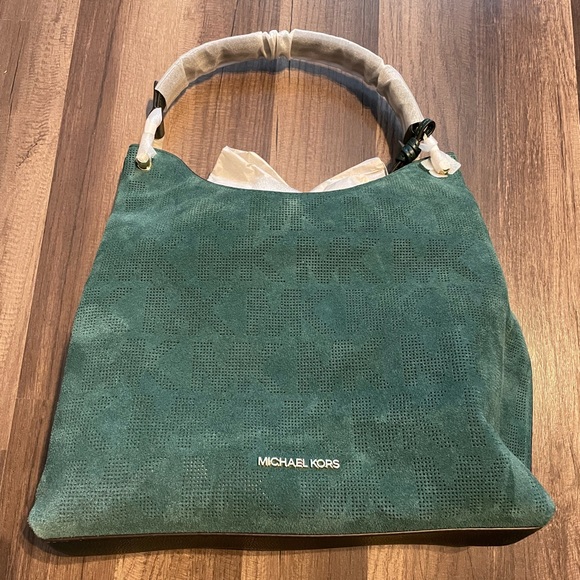 Large Michael Kors purse - Picture 2 of 5